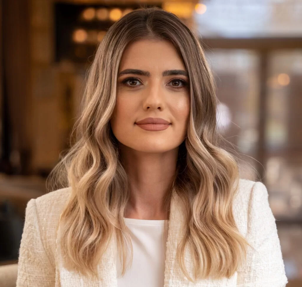 <strong>Alina</strong> Herciog